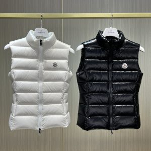 Moncler Ghany logo Black/White